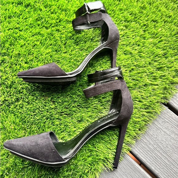 Nasty Gal Shoe Cult Black Pointed Toe Heels - Picture 2 of 6